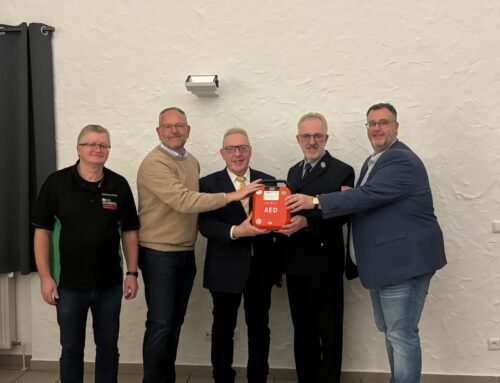 Defibrillator für die FF Neuenreuth a. M.