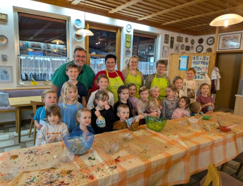 FuG-Weihnachtsbäckerei sorgt für vorweihnachtliche Freude